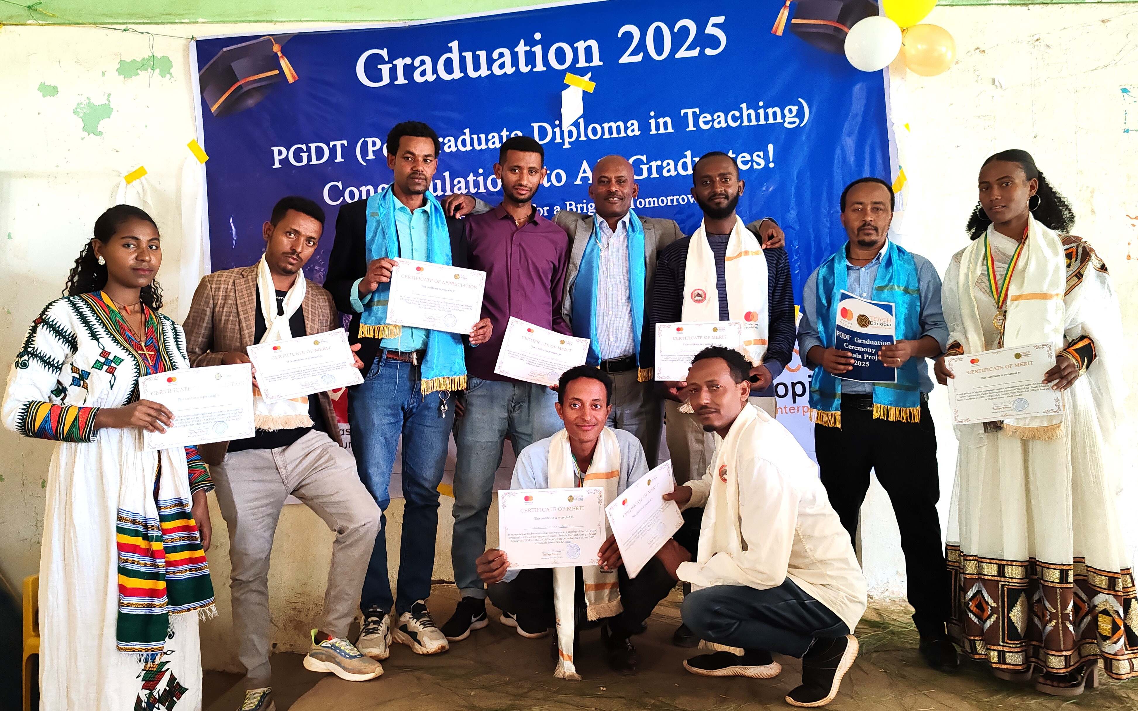 የ PGDT (Post Graduate Diploma in Teaching) ወይም የማስተማር ሥነ ዘዴ ሥልጠና የወሰዱ ተባባሪ መምህራን ተመረቁ፡፡